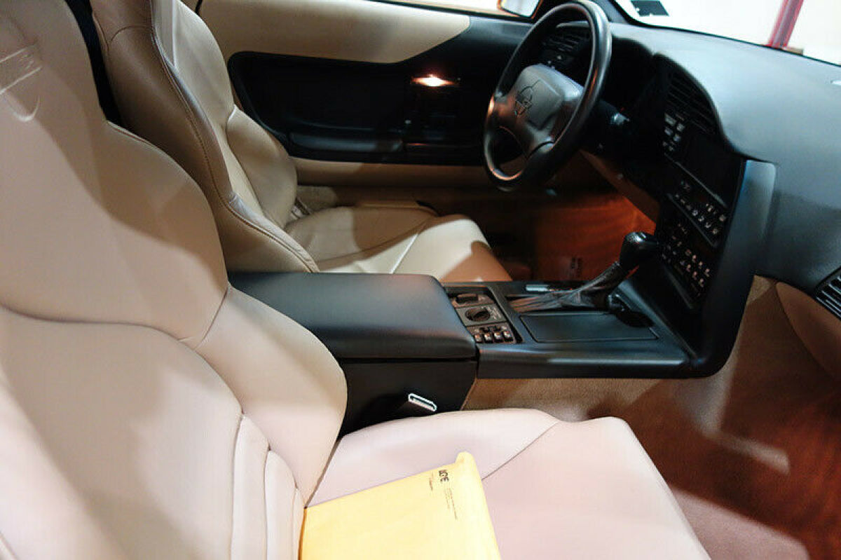 1994 Chevrolet Corvette Convertible BRAND NEW 111 Actual Documented Miles! - photo 8