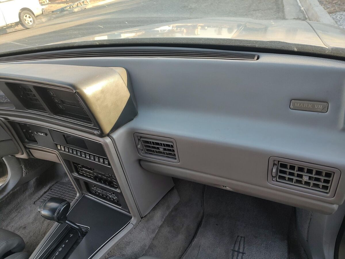 1988 Lincoln Mark Series - photo 7