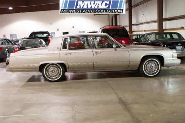 1991 Cadillac Brougham 4dr Sedan - photo 6