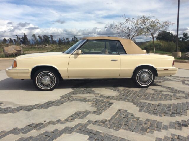 1986 Dodge 600 Convertible - photo 3