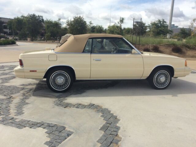 1986 Dodge 600 Convertible - photo 6