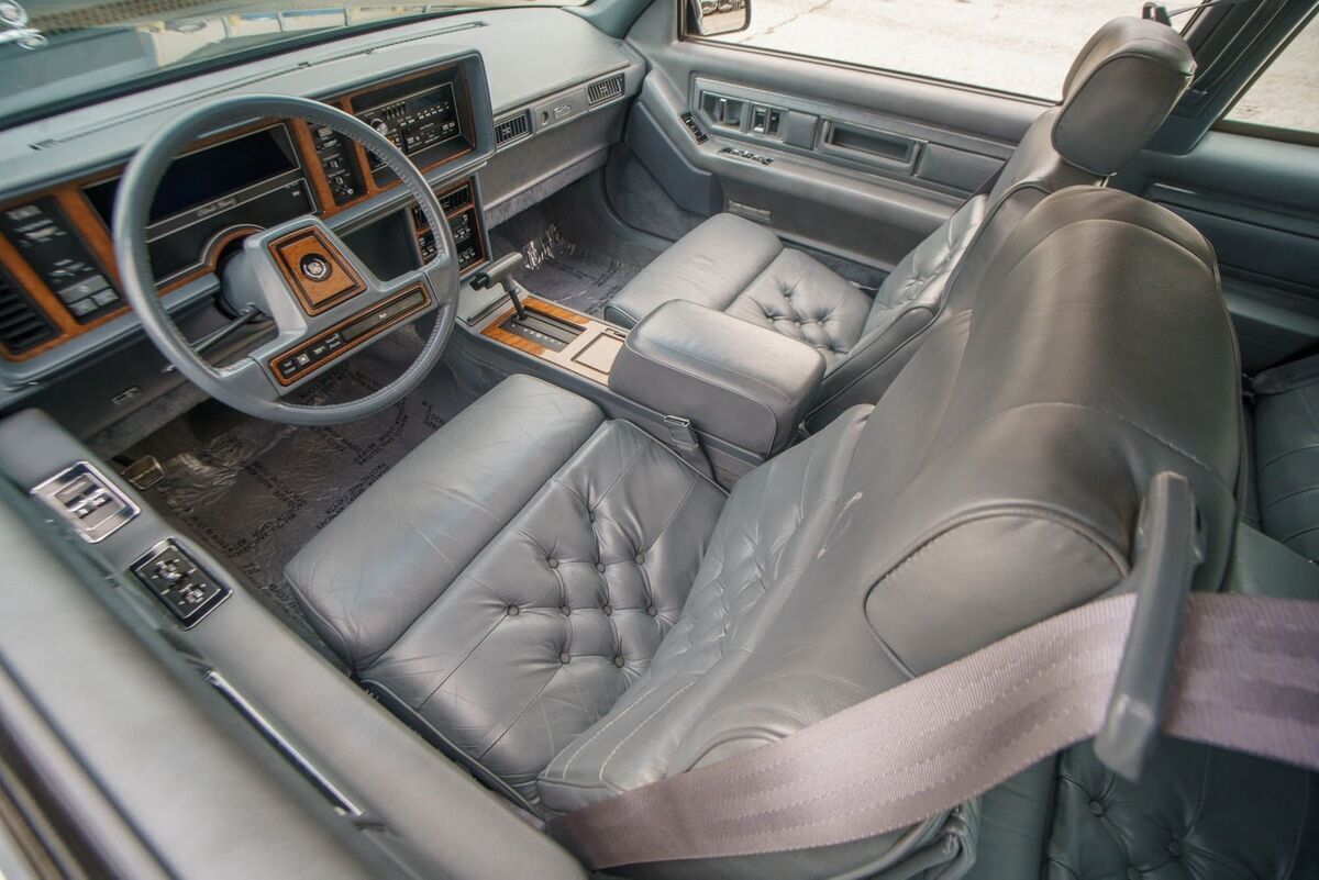 1989 Cadillac Eldorado Biarritz Coupe - photo 13