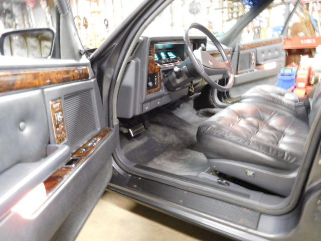 1989 Chrysler New Yorker 4 Door Sedan - photo 8