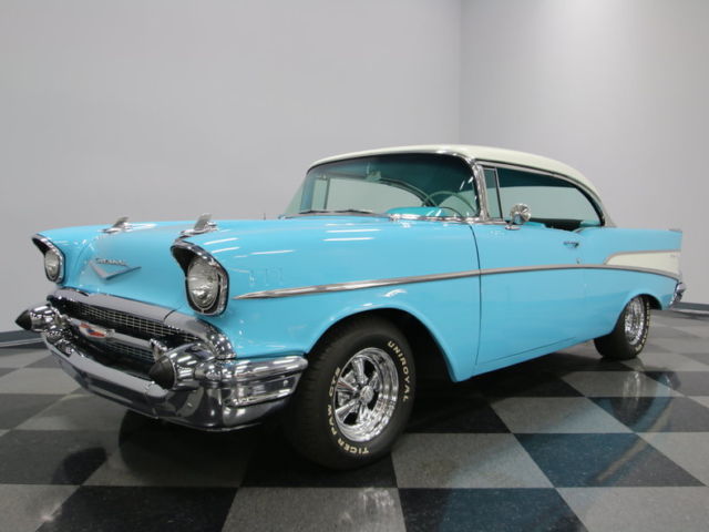 ONLY 289 BREAK-IN MILES, 350CI, M-22 4 SPEED, SUPER SLICK PAINT, A HEAD TURNER! 1957 Chevrolet Bel Air/150/210
