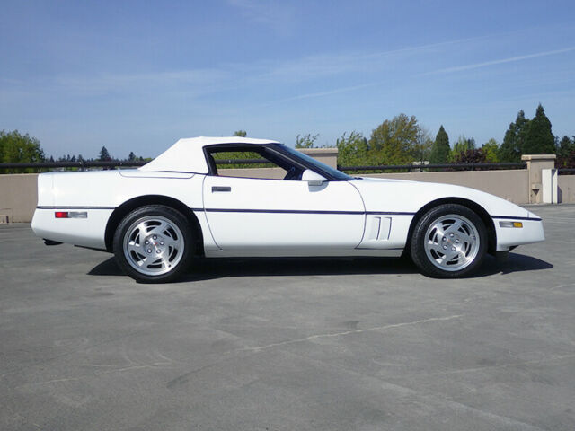 1990 Chevrolet Corvette Convertible - photo 10