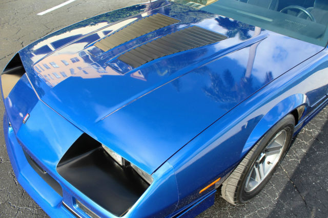1986 Chevrolet Camaro IROC Z28 - photo 12