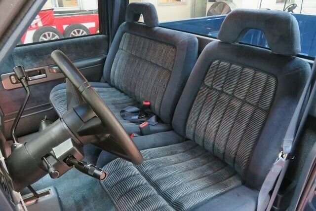 1992 Chevrolet Silverado 1500 Silverado, Loaded - photo 9
