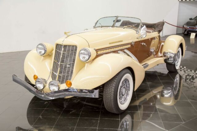 1936 Cord 876 Boattail Phaeton Replica by CCC -- - photo 3