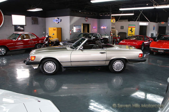1989 Mercedes-Benz SL-Class 560SL - photo 8