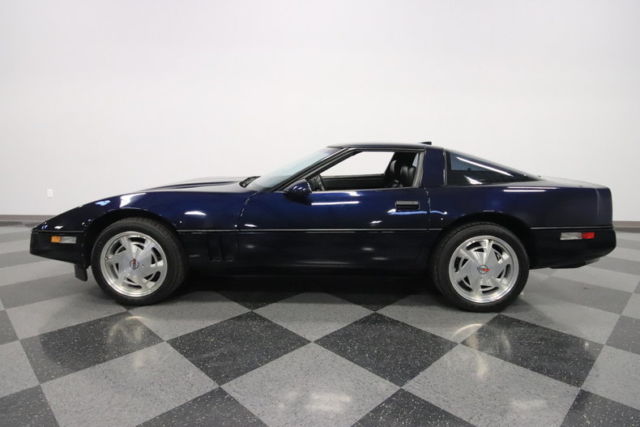 1989 Chevrolet Corvette Base Hatchback 2-Door - photo 3