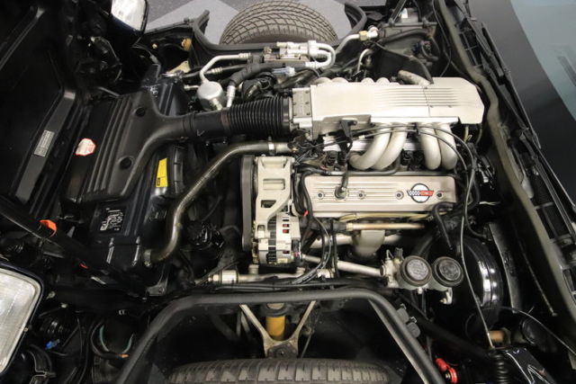 1989 Chevrolet Corvette Base Hatchback 2-Door - photo 4