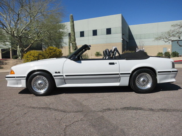 1987 Ford Mustang GT Convertible - photo 3