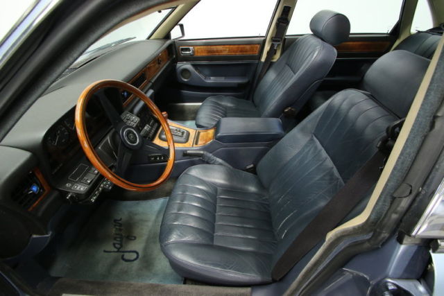 1988 Jaguar XJ6 - photo 3