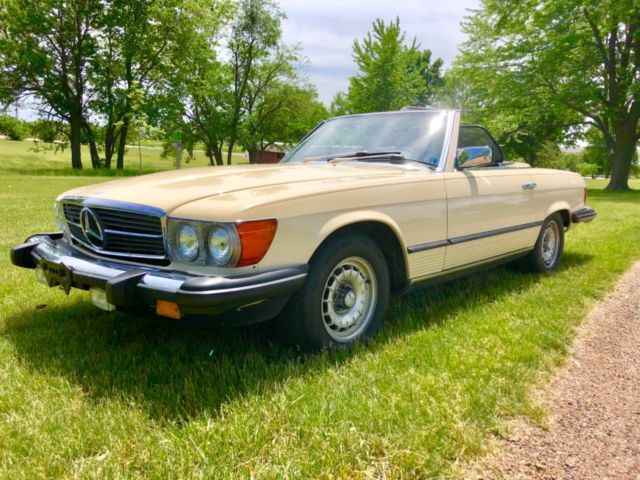 ONLY 38K ONE OWNER MILES 1985 MERCEDES-BENZ 380SL NO RUST ALL RECORDS NICE 1985 Mercedes-Benz SL-Class
