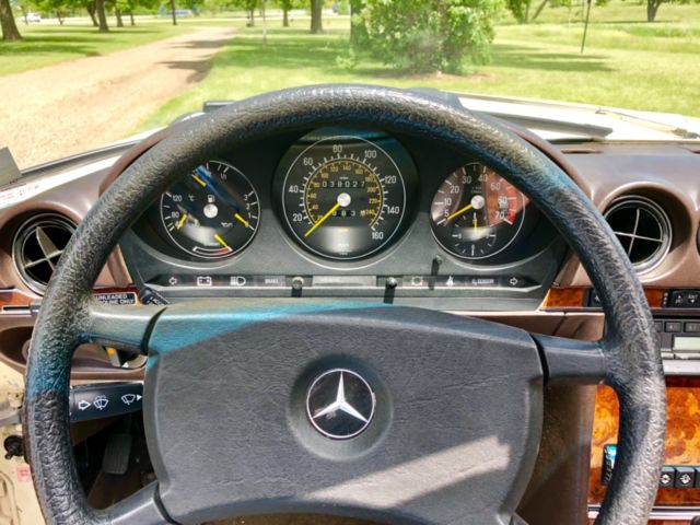1985 Mercedes-Benz SL-Class - photo 12