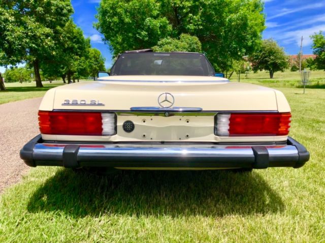 1985 Mercedes-Benz SL-Class - photo 6