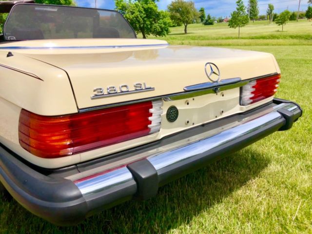 1985 Mercedes-Benz SL-Class - photo 9