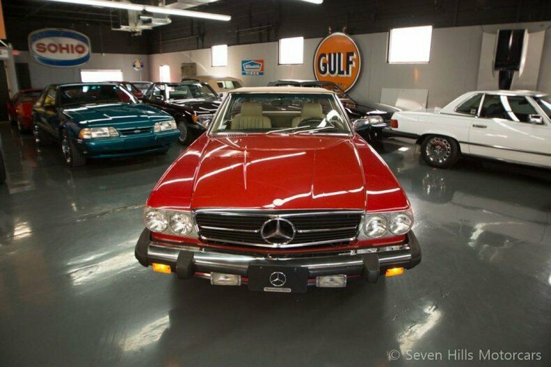 1987 Mercedes-Benz SL-Class 560 SL, Both Tops - photo 4