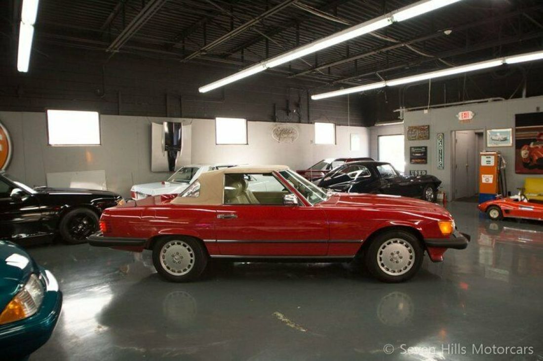 1987 Mercedes-Benz SL-Class 560 SL, Both Tops - photo 6