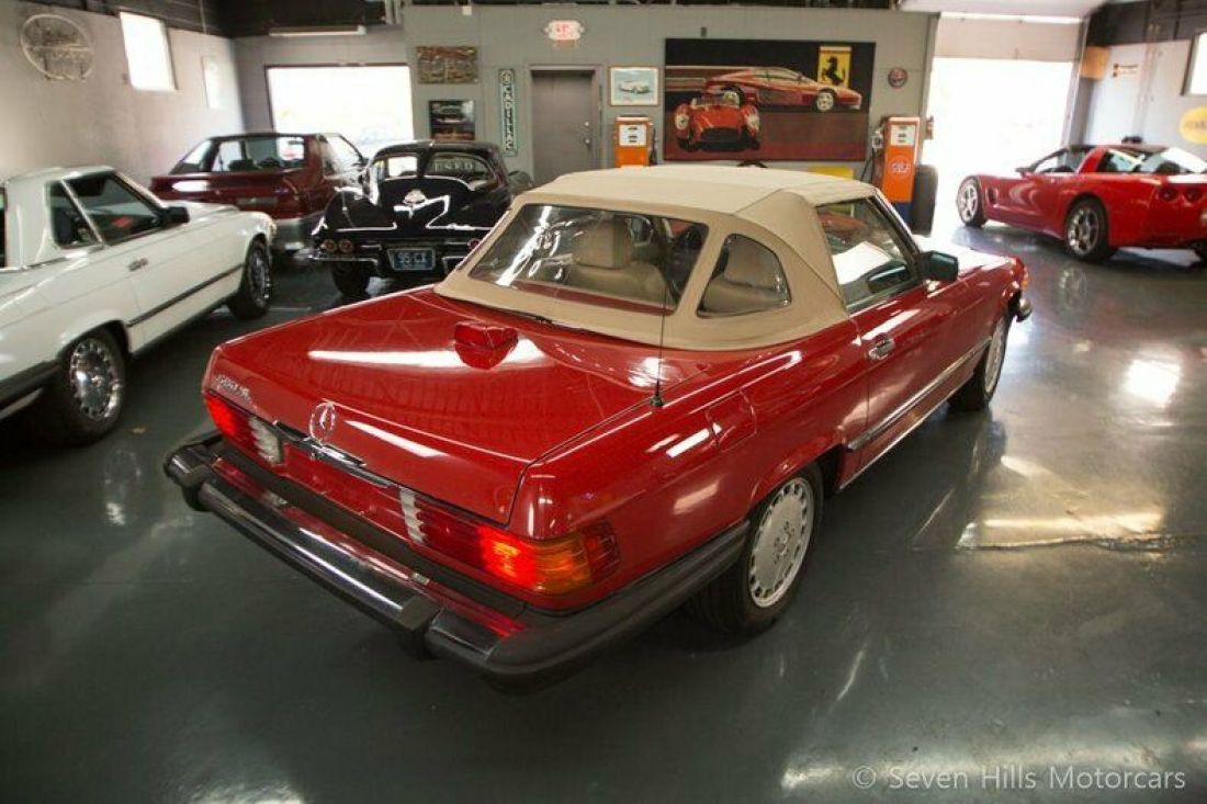 1987 Mercedes-Benz SL-Class 560 SL, Both Tops - photo 7
