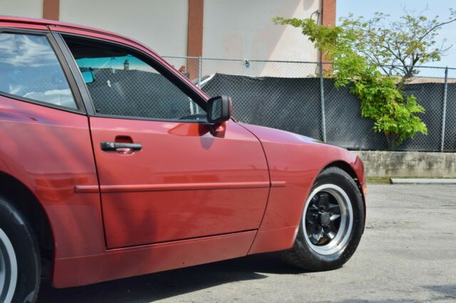 1983 Porsche 944 - photo 7