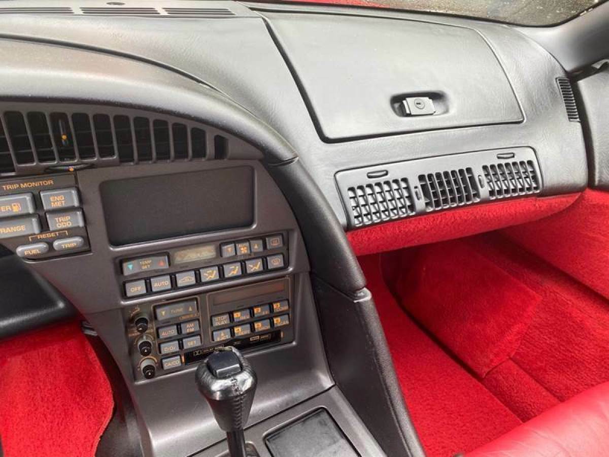1990 Chevrolet Corvette Base 2dr Hatchback - photo 13