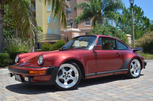 1982 Porsche 911 911 SC Coupe W/Wide Body Arches and only 4931 mile - photo 3