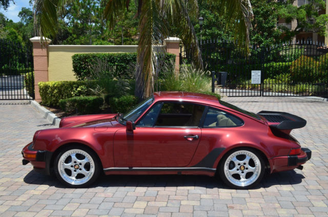 1982 Porsche 911 911 SC Coupe W/Wide Body Arches and only 4931 mile - photo 9