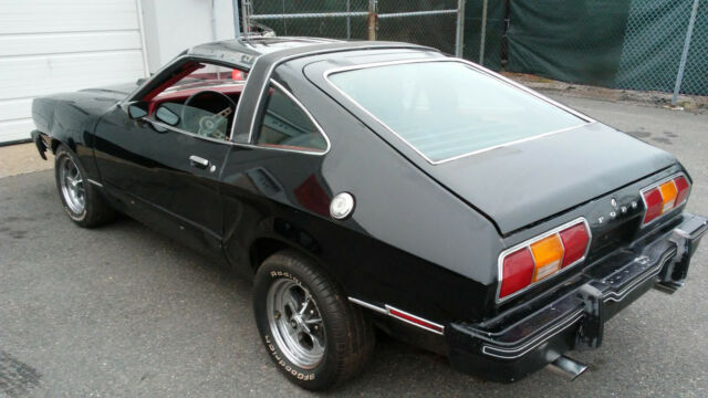 1977 Ford Mustang special ordered - photo 4