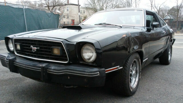 1977 Ford Mustang special ordered - photo 5