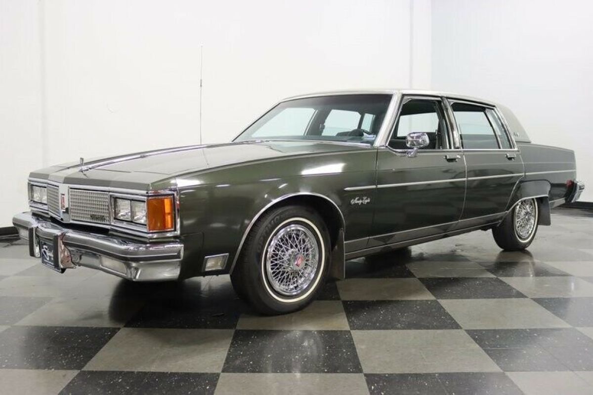 1984 Oldsmobile Ninety-Eight Regency Brougham - photo 6