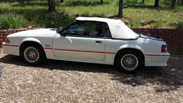 1988 Ford Mustang GT - photo 6