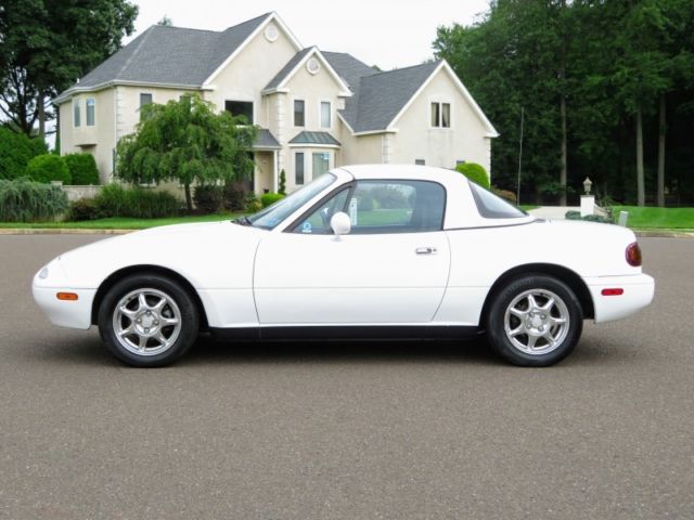 1990 Mazda MX-5 Miata Convertible 5-Speed Manual - photo 10