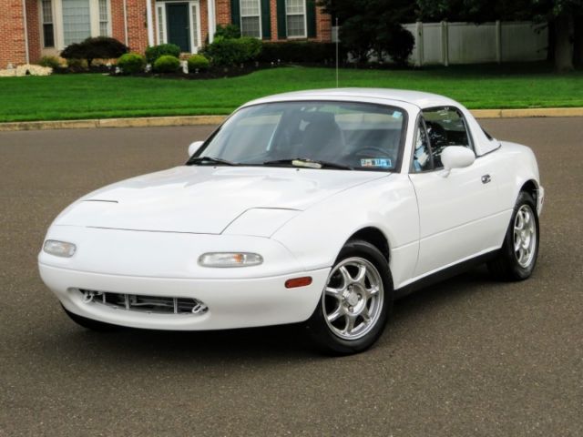 1990 Mazda MX-5 Miata Convertible 5-Speed Manual - photo 3