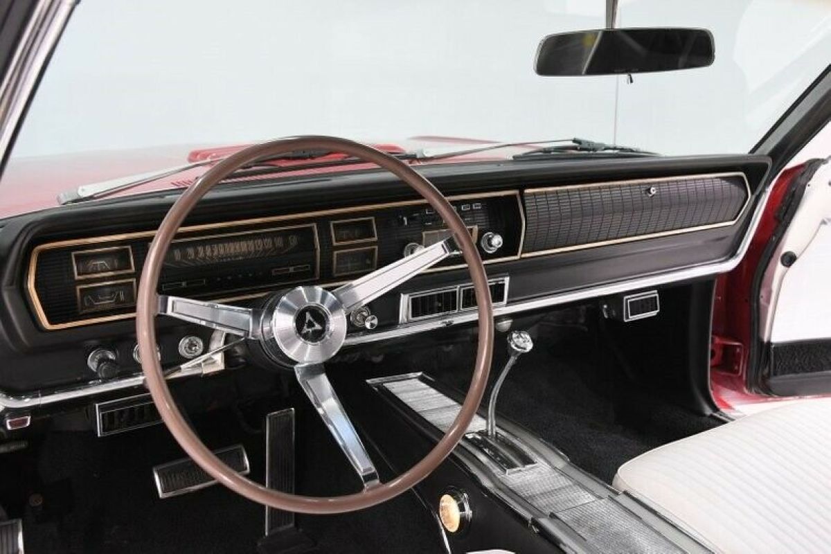 1967 Dodge Coronet R/T - photo 12