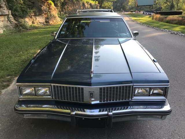 1989 Oldsmobile Custom Cruiser Base 4dr Wagon - photo 9