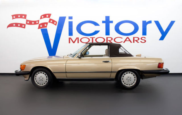 1987 Mercedes-Benz 500-Series 1987 Mercedes-Benz 560SL