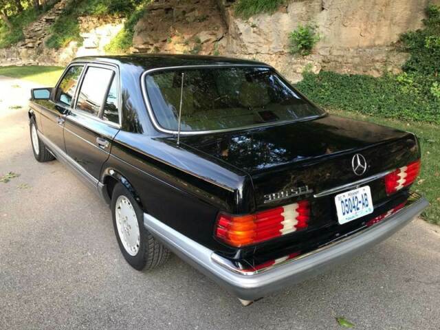 1988 Mercedes-Benz S-Class 300Sel - photo 4