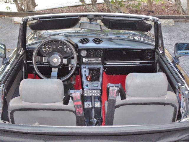 1988 Alfa Romeo Spider Quadrifoglio - photo 12