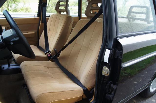 1993 Volvo 240 4dr sedan - photo 4