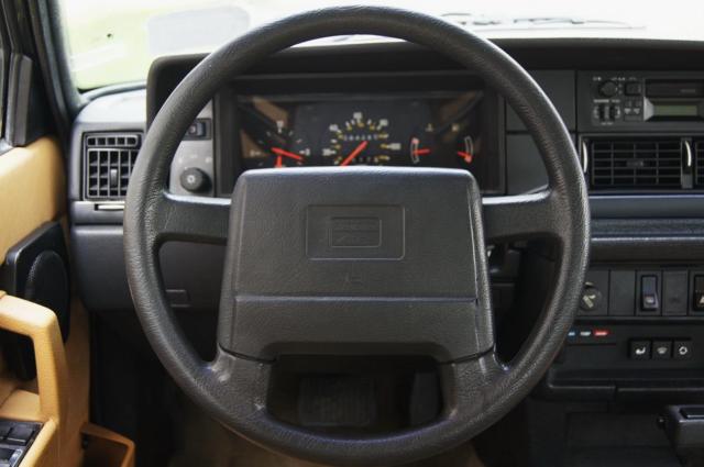1993 Volvo 240 4dr sedan - photo 7