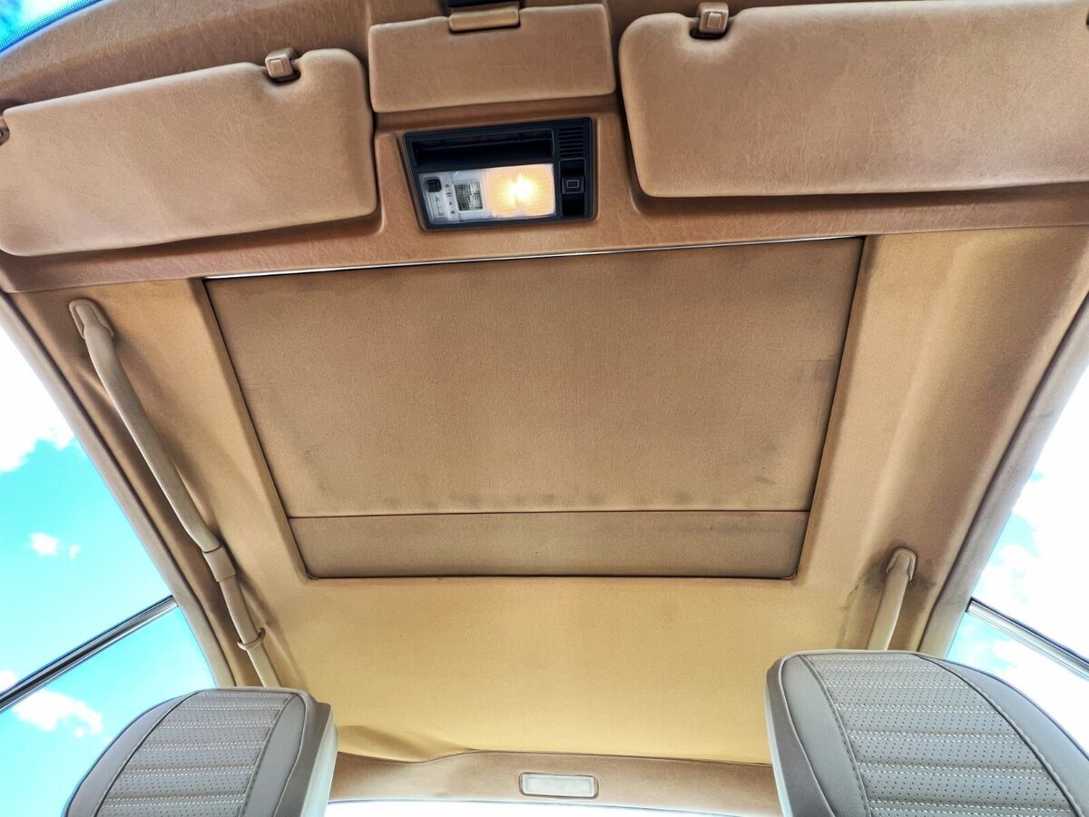 1989 Mercedes-Benz 500-Series - photo 11