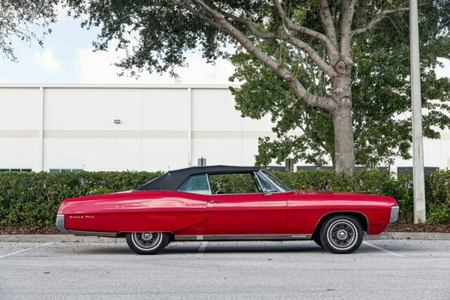 1967 Pontiac Grand Prix -- - photo 9