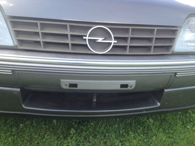 1986 Opel "Irmscher" Rekord Sport 4 door sedan - photo 11