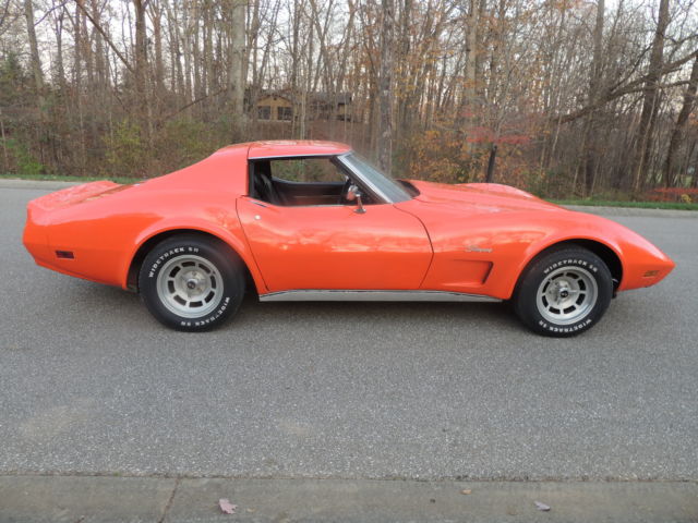 1976 Chevrolet Corvette Custom Leather NUMBERS MATCHING 4 SPEED T-TOP - photo 9