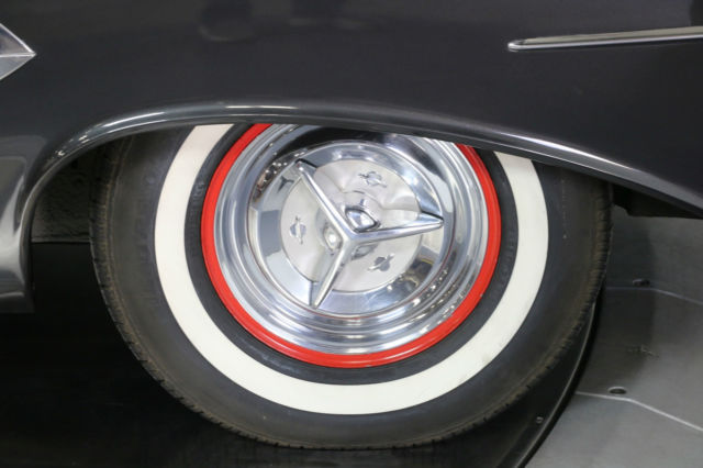 1956 Oldsmobile Ninety-Eight Holiday - photo 7