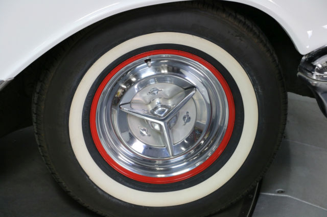 1956 Oldsmobile Ninety-Eight Holiday - photo 8