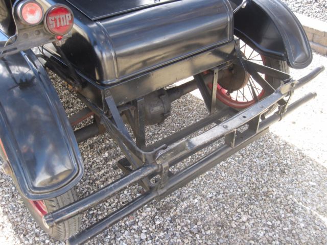 1925 Ford Model T - photo 13