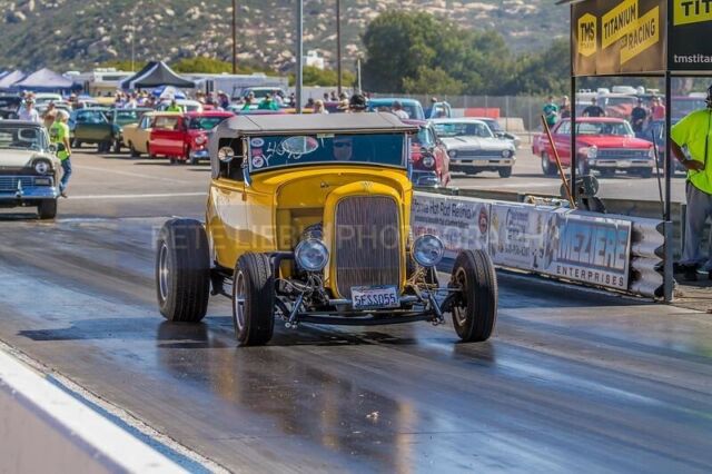 1930 Ford Model A - photo 2