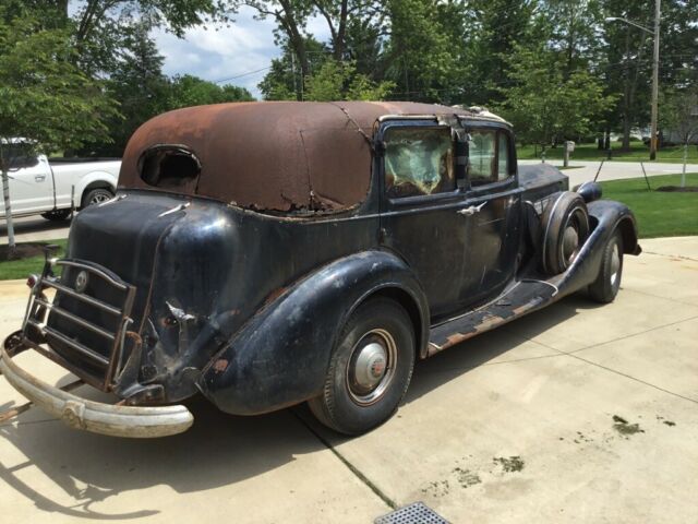 1937 Packard Super 8 1501 Formal Sedan With Divider Window and Jump Seat - photo 2
